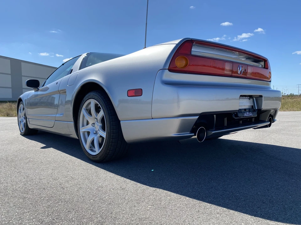 2004 Acura NA2 NSX - Image 8 of 31