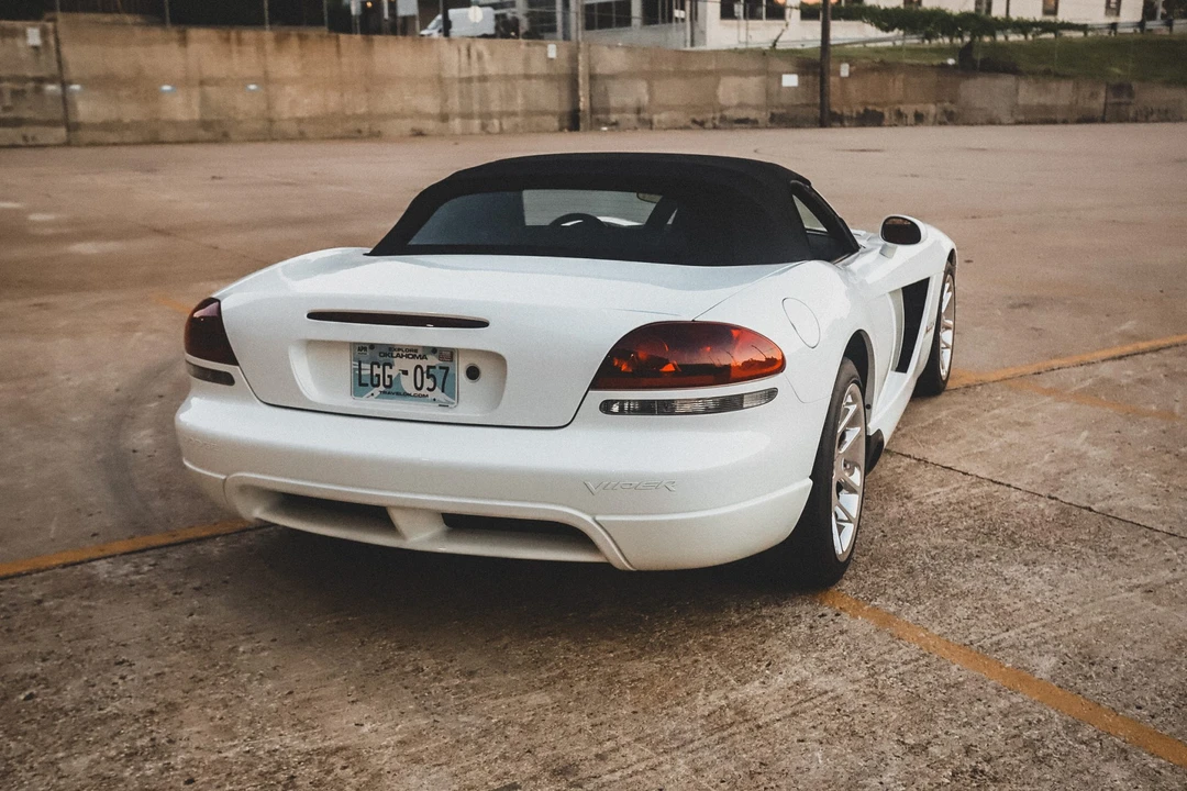 2004 Dodge Viper 3rd Gen - Image 13 of 31