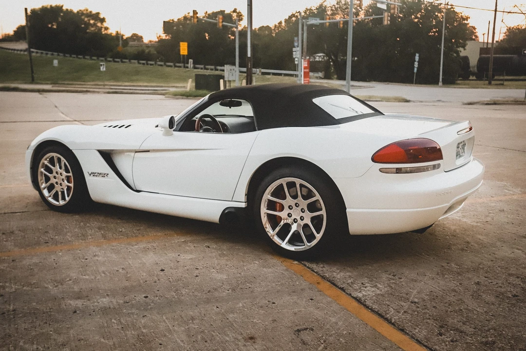 2004 Dodge Viper 3rd Gen - Image 11 of 31