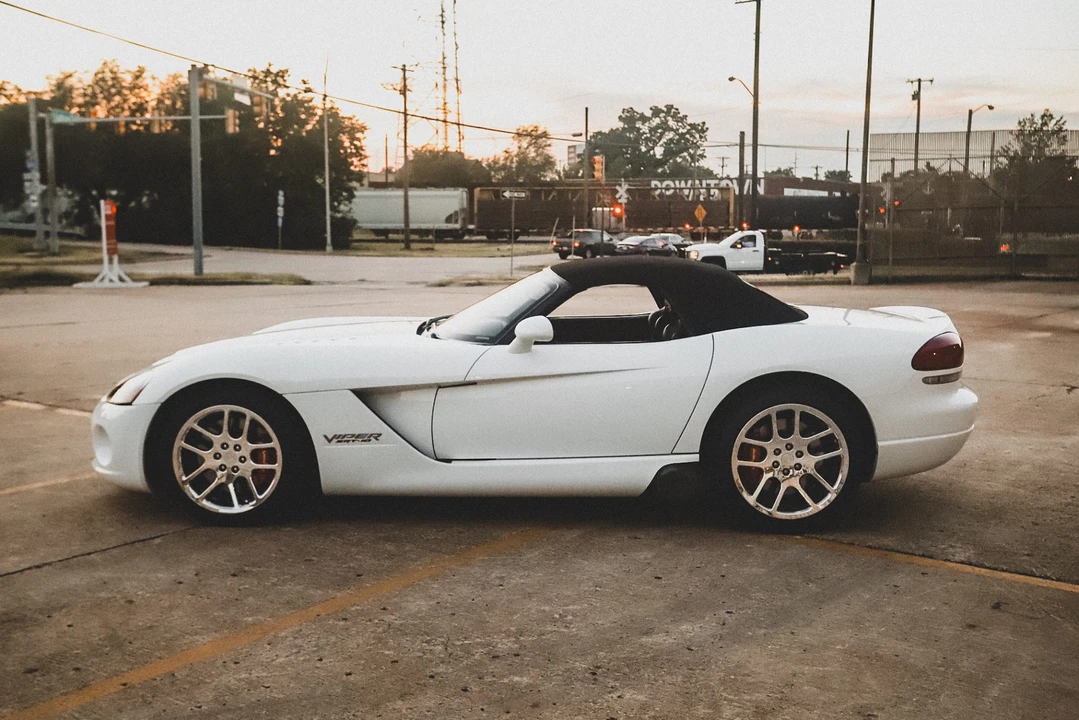 2004 Dodge Viper 3rd Gen - Image 10 of 31