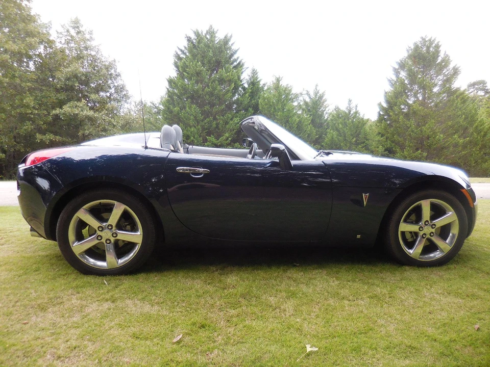 2006 Pontiac Solstice - Image 19 of 31