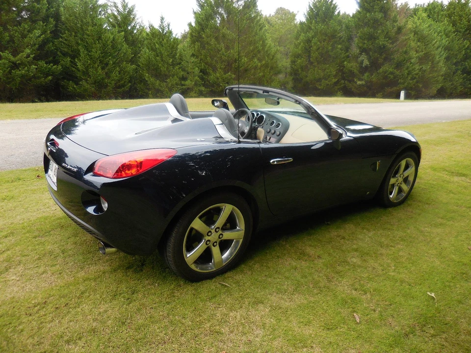 2006 Pontiac Solstice - Image 25 of 31