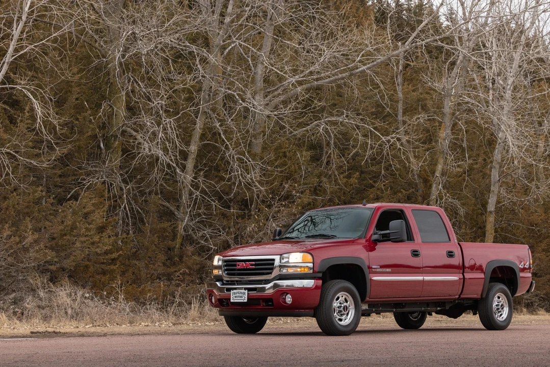 2007 GMC Sierra Heavy Duty 2nd Gen - Image 2 of 31