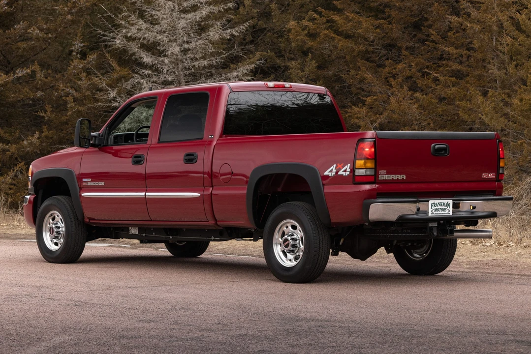 2007 GMC Sierra Heavy Duty 2nd Gen - Image 6 of 31
