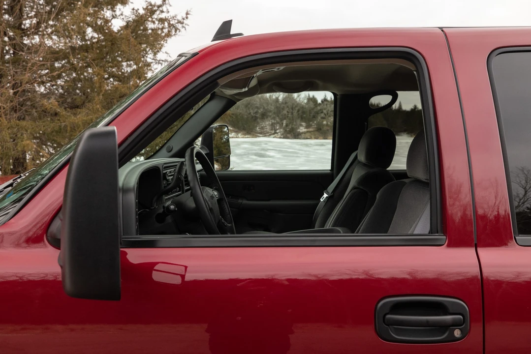 2007 GMC Sierra Heavy Duty 2nd Gen - Image 28 of 31