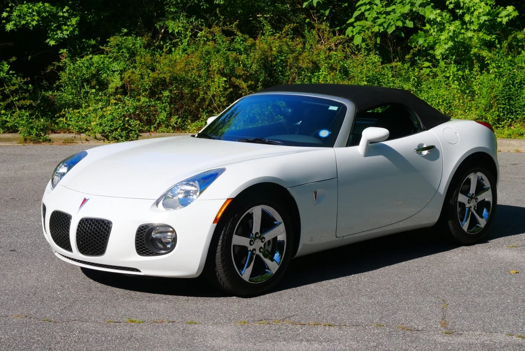 2007 Pontiac Solstice GXP - Image 12 of 31