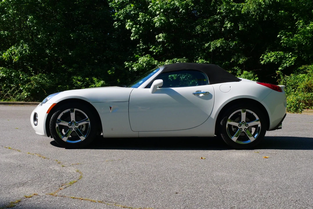 2007 Pontiac Solstice GXP - Image 19 of 31