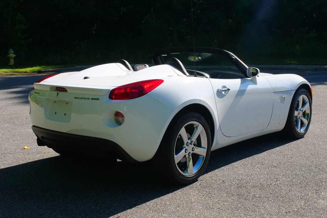 2007 Pontiac Solstice GXP - Image 7 of 31