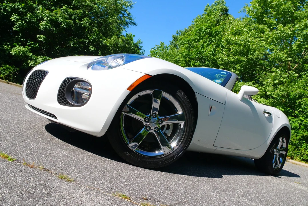 2007 Pontiac Solstice GXP - Image 3 of 31