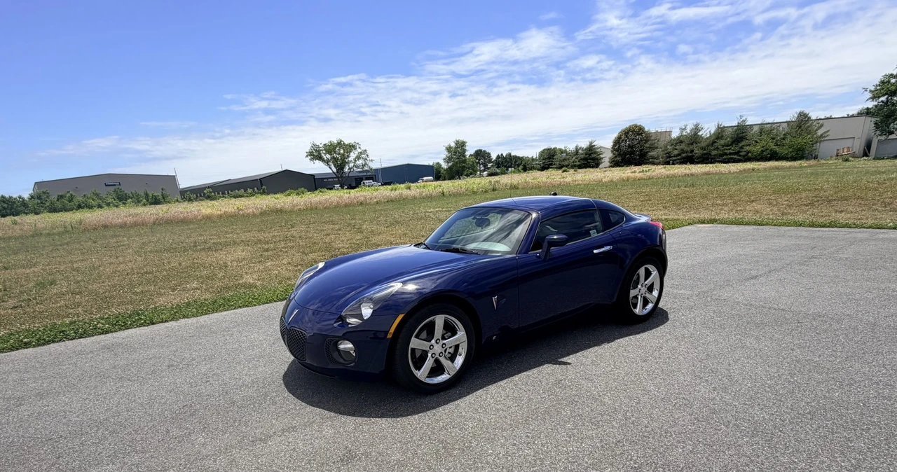 2009 Pontiac Solstice GXP - Image 27 of 31
