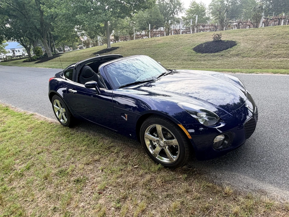 2009 Pontiac Solstice GXP - Image 18 of 31