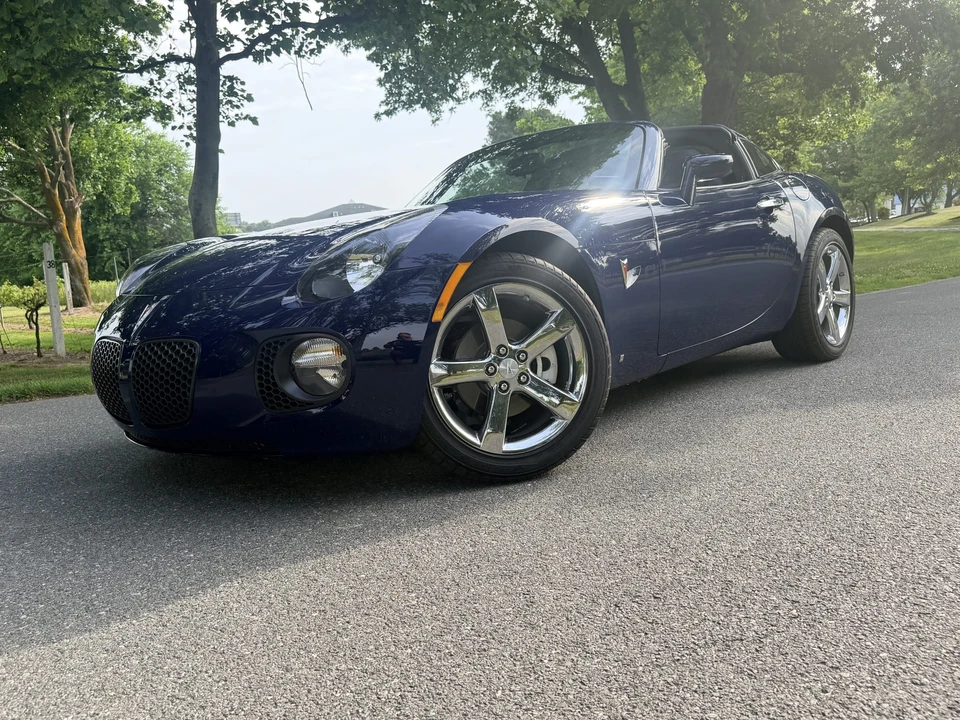 2009 Pontiac Solstice GXP - Image 14 of 31
