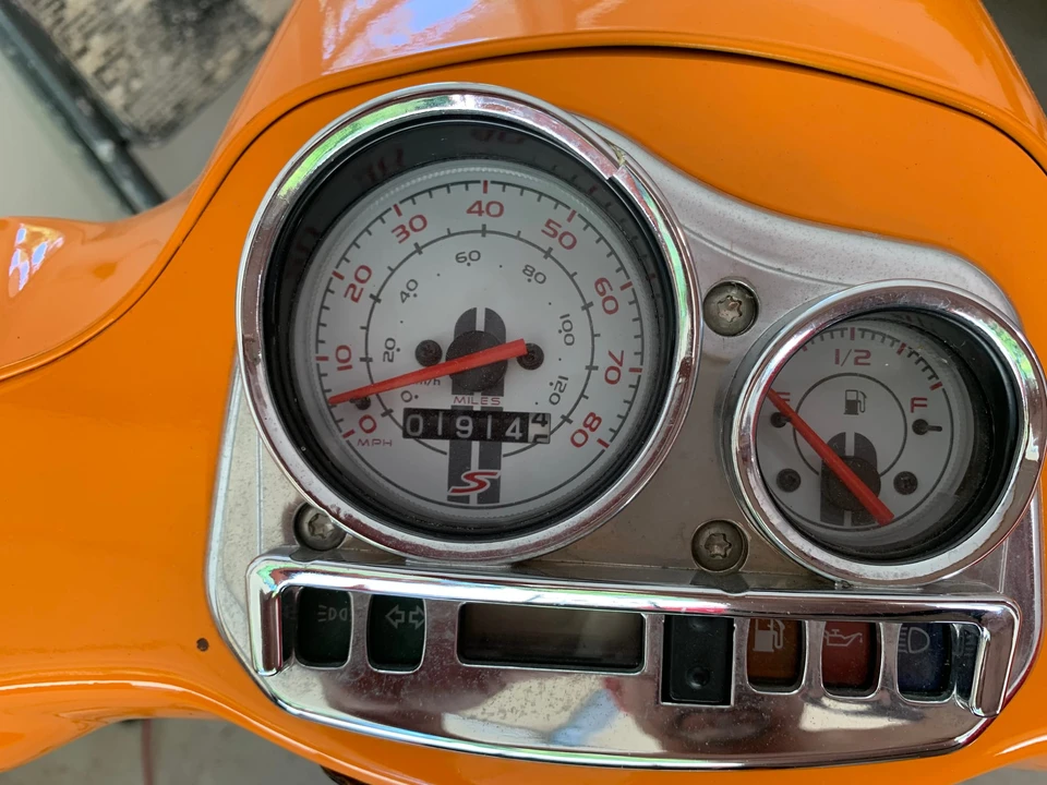 2009 Vespa Sei & PX & ET & LX & GT - Image 24 of 31