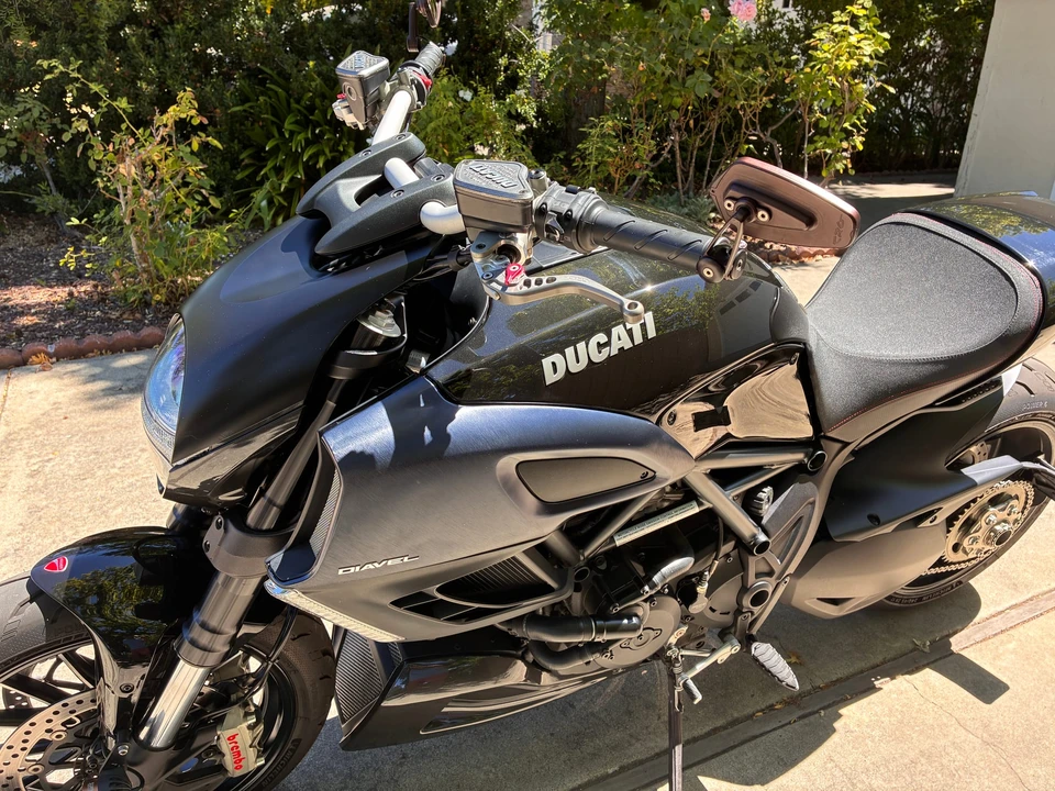 2011 Ducati Diavel - Image 30 of 31
