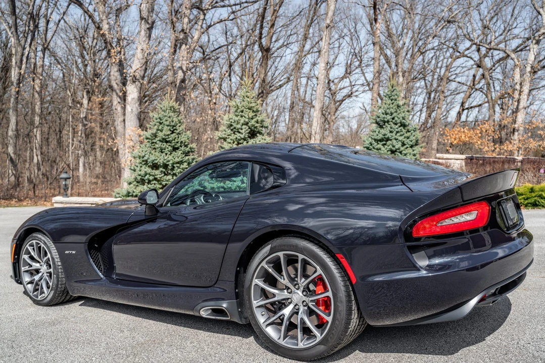 2013 Dodge Viper 5th Gen - Image 15 of 31