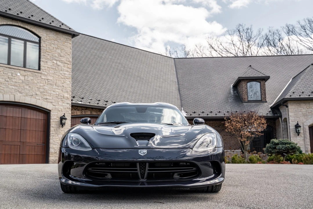 2013 Dodge Viper 5th Gen - Image 2 of 31
