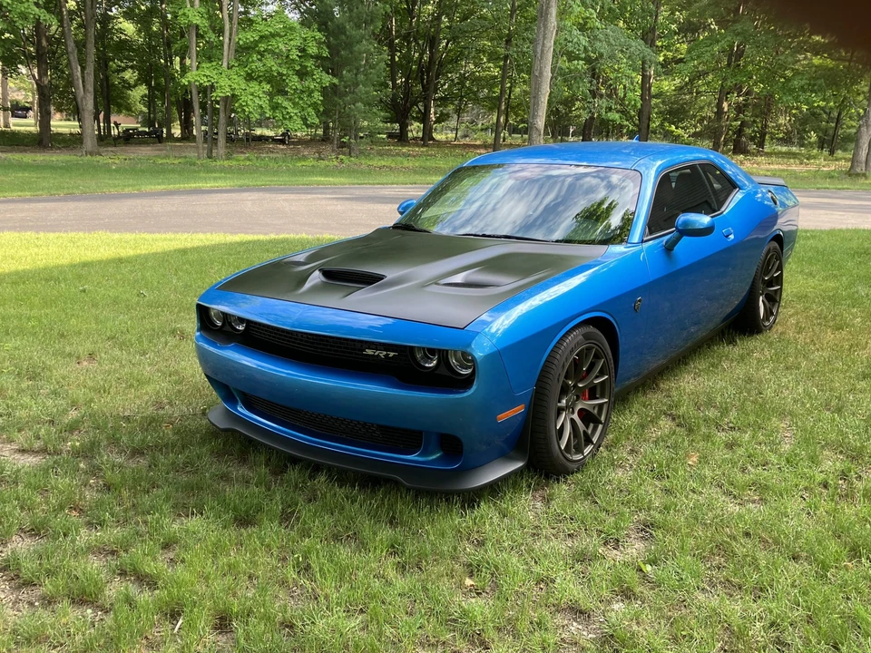 2016 Dodge Challenger SRT Hellcat 3rd Gen - Image 2 of 31