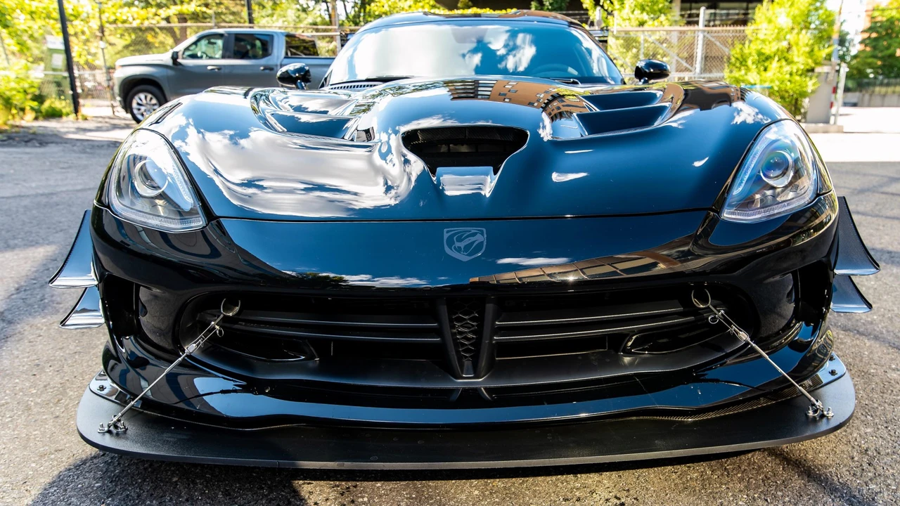 2016 Dodge Viper ACR 5th Gen - Image 12 of 31