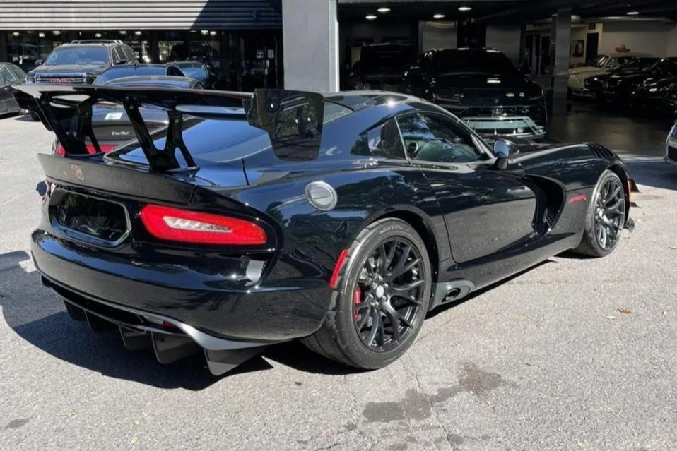 2016 Dodge Viper ACR 5th Gen - Image 28 of 31