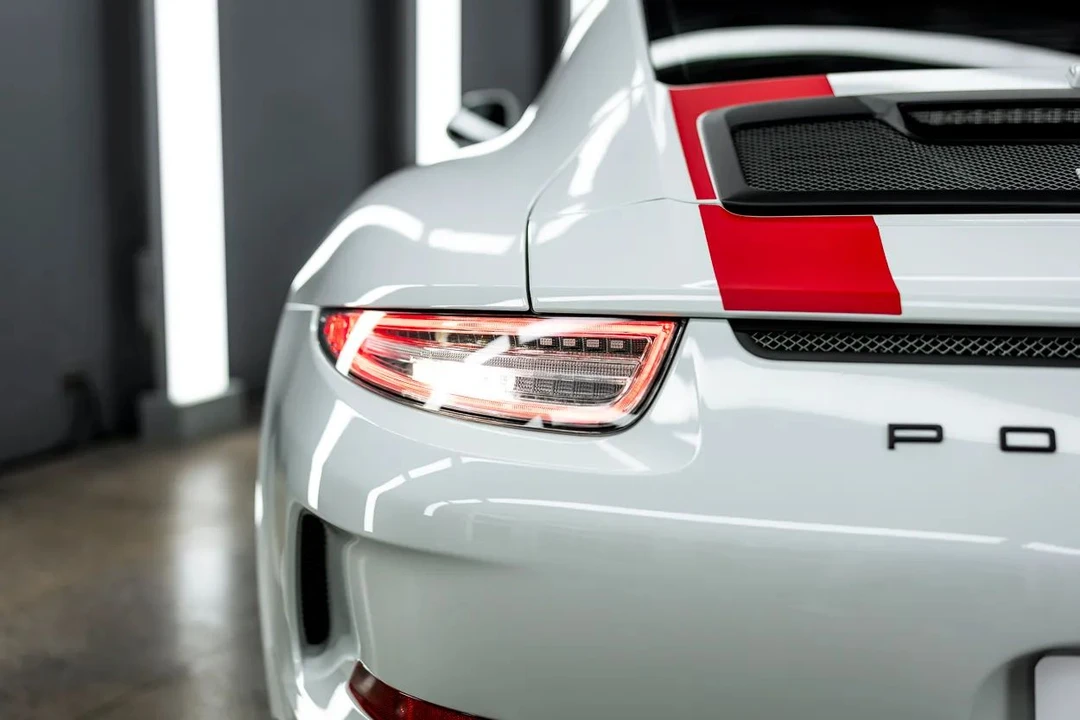 2016 Porsche 991 R - Image 28 of 31