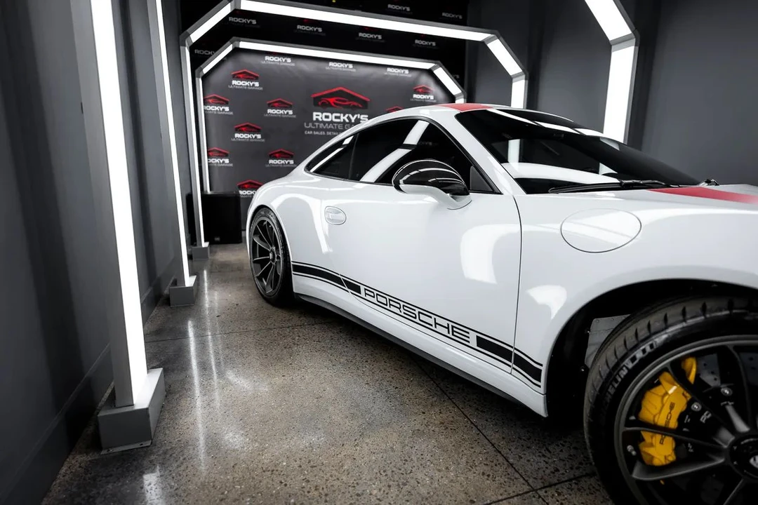 2016 Porsche 991 R - Image 11 of 31
