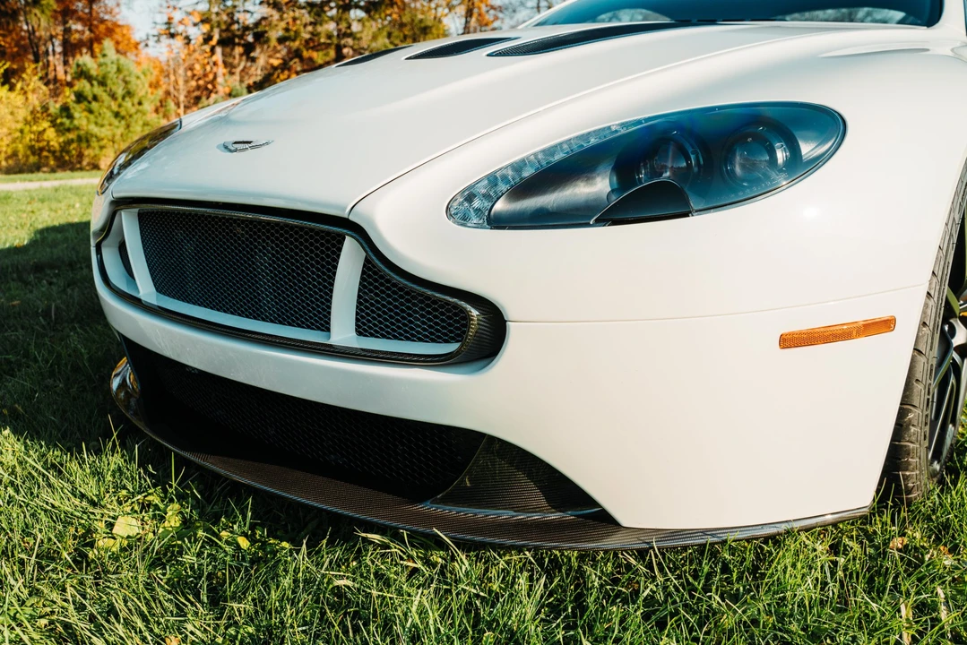 2017 Aston Martin V12 Vantage (2010-2018) - Image 19 of 31