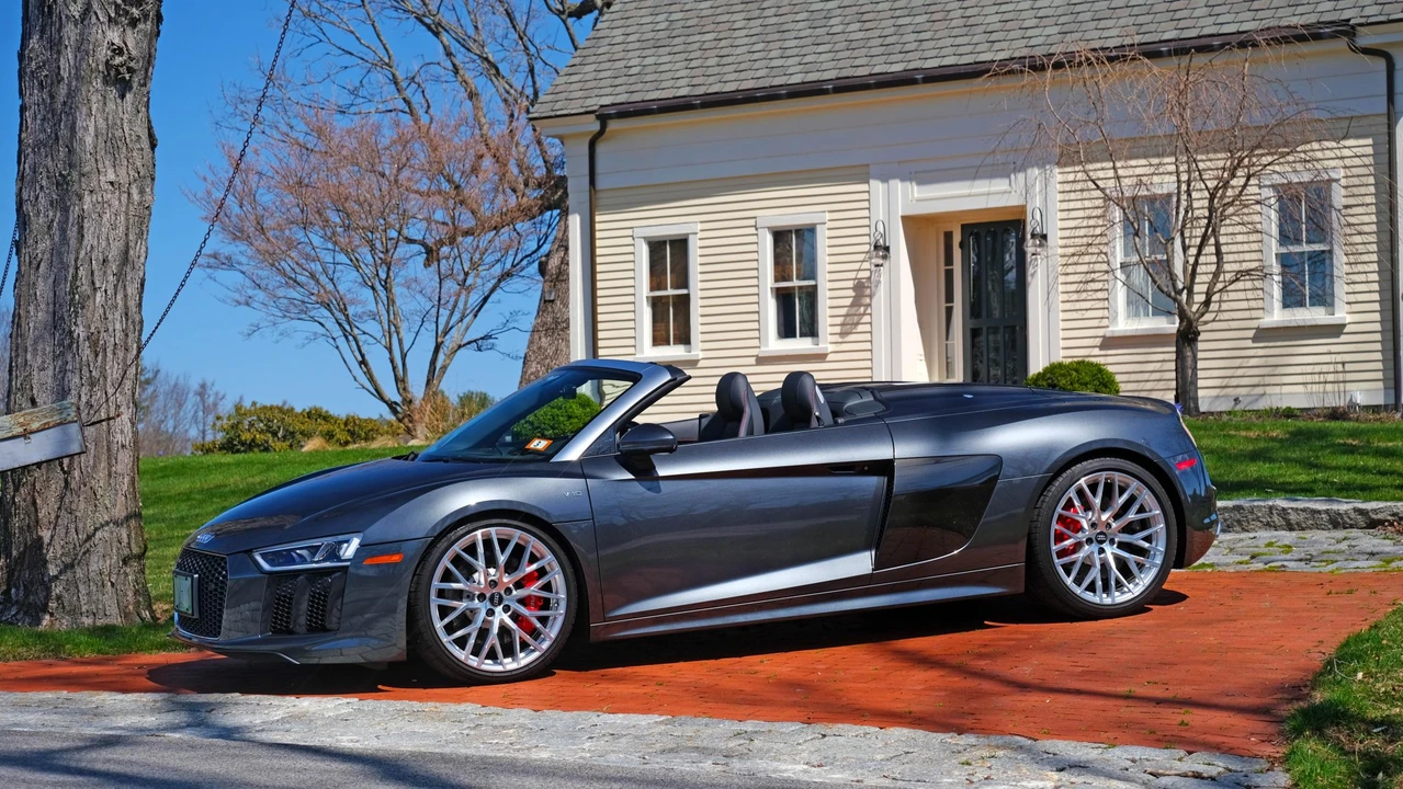 2017 Audi 4S R8 - Image 23 of 31