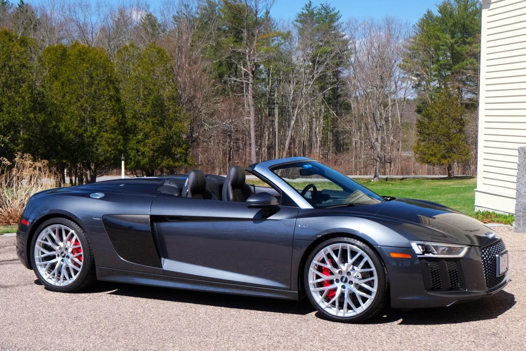 2017 Audi 4S R8 - Image 30 of 31