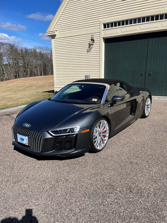 2017 Audi 4S R8 - Image 2 of 31