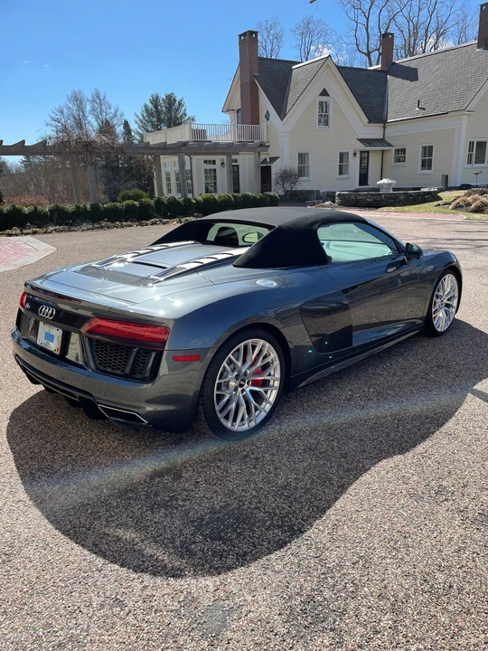 2017 Audi 4S R8 - Image 13 of 31