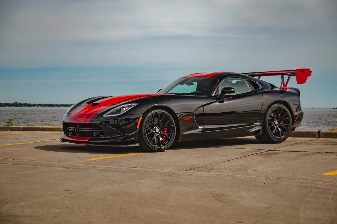 2017 Dodge Viper ACR 5th Gen - Image 2 of 31