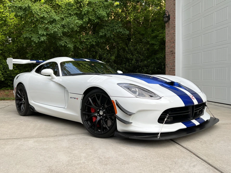 2017 Dodge Viper ACR 5th Gen - Image 5 of 31