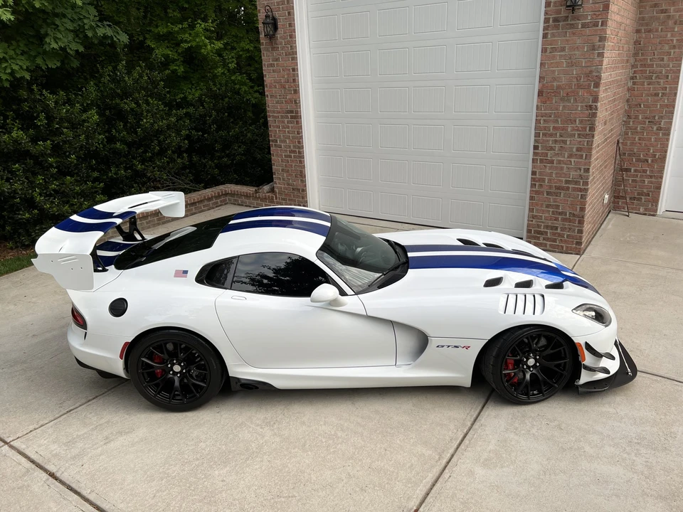 2017 Dodge Viper ACR 5th Gen - Image 21 of 31