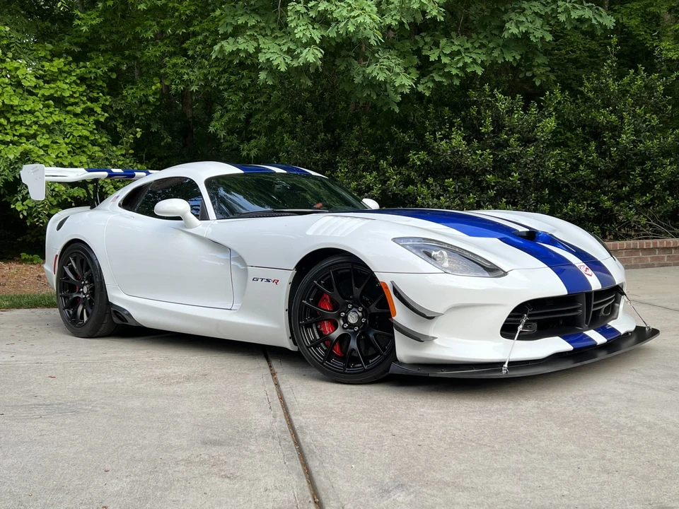 2017 Dodge Viper ACR 5th Gen - Image 27 of 31