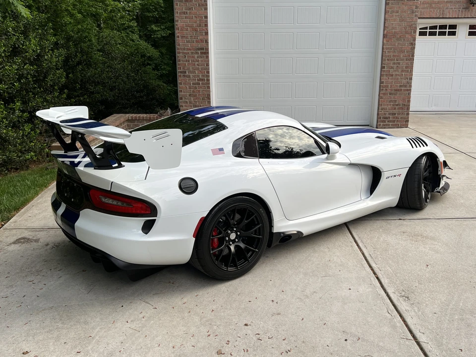 2017 Dodge Viper ACR 5th Gen - Image 19 of 31