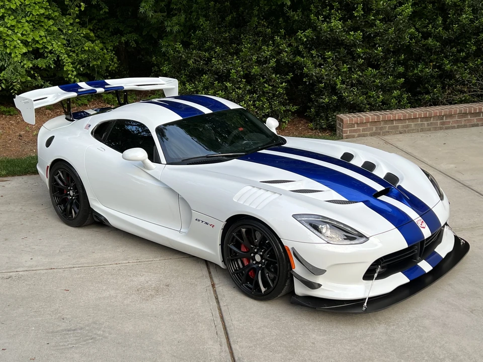 2017 Dodge Viper ACR 5th Gen - Image 28 of 31