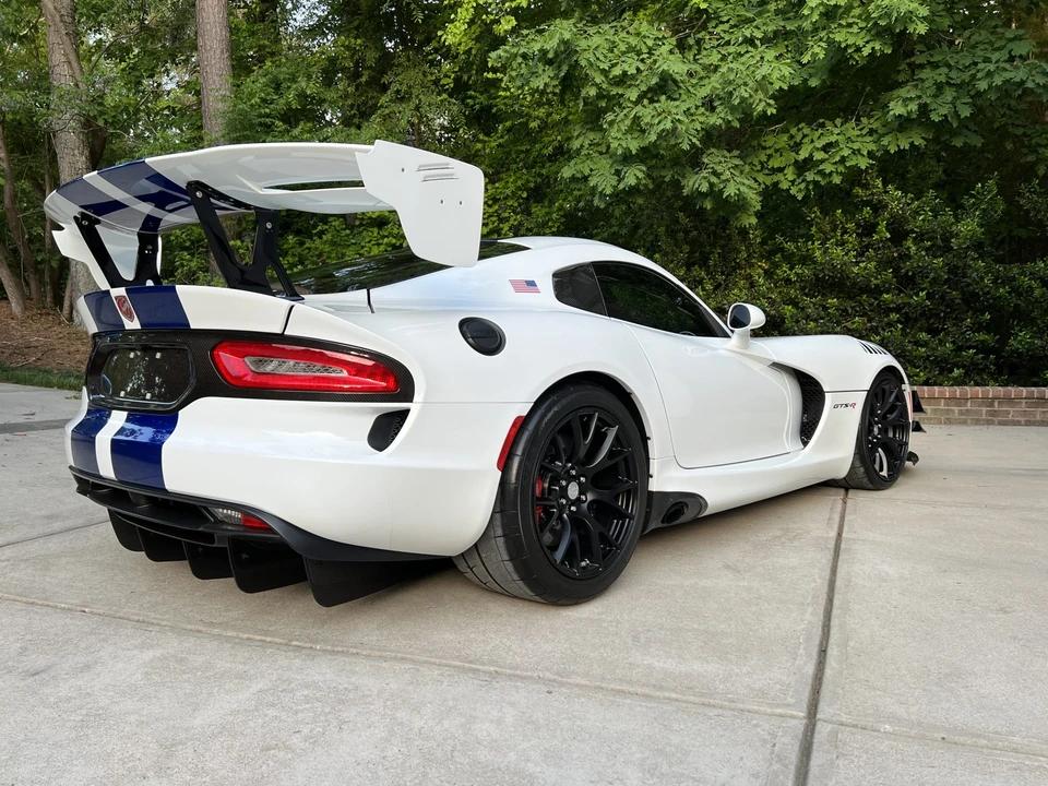 2017 Dodge Viper ACR 5th Gen - Image 17 of 31