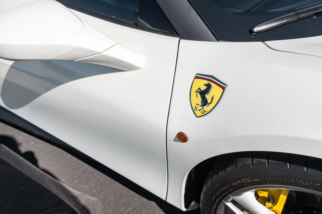2018 Ferrari 488 Spider - Image 30 of 31
