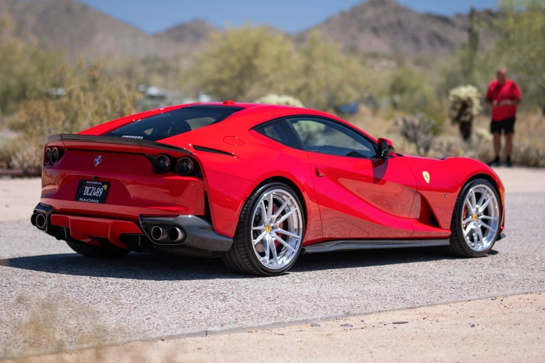 2018 Ferrari 812 Superfast - Image 7 of 31