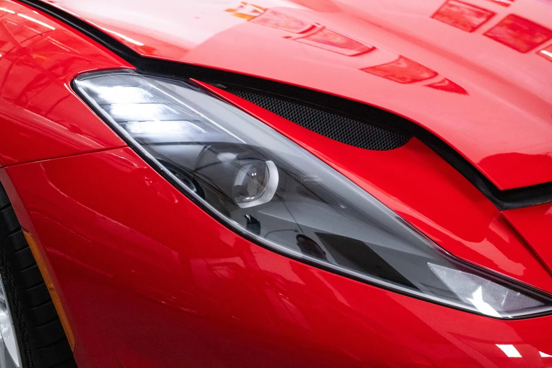 2018 Ferrari 812 Superfast - Image 16 of 31