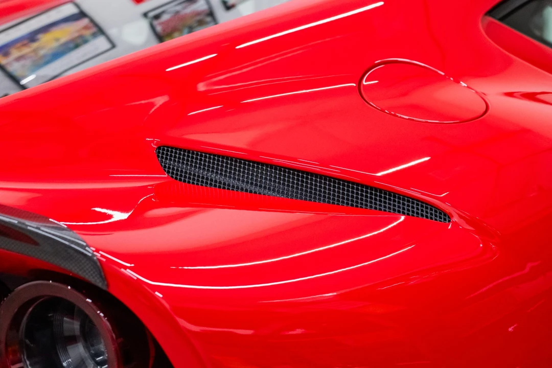 2018 Ferrari 812 Superfast - Image 27 of 31