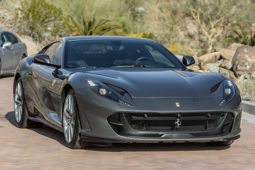 2018 Ferrari 812 Superfast - Image 4 of 31
