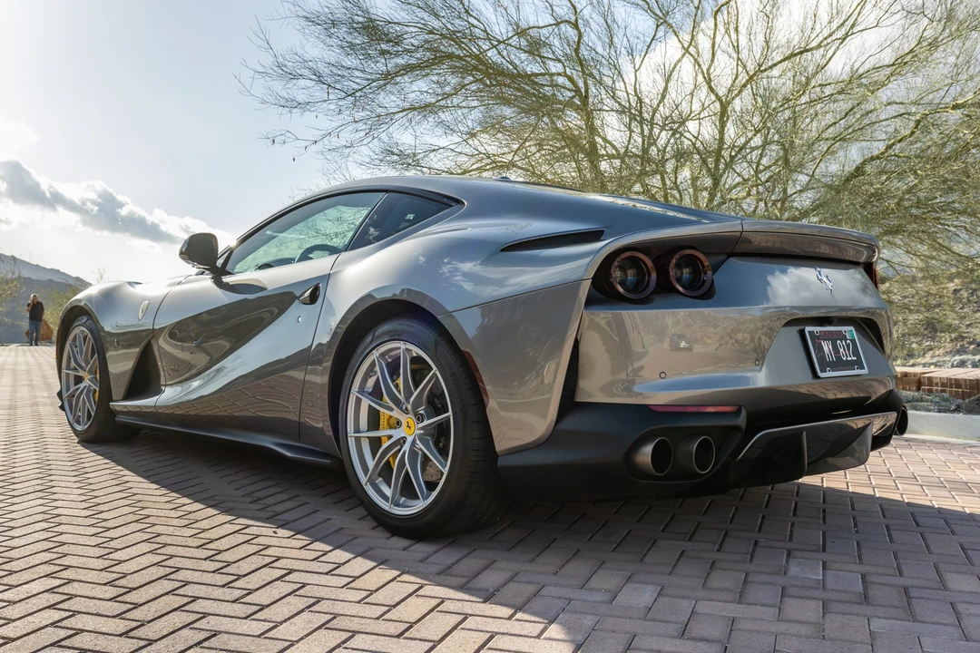 2018 Ferrari 812 Superfast - Image 8 of 31