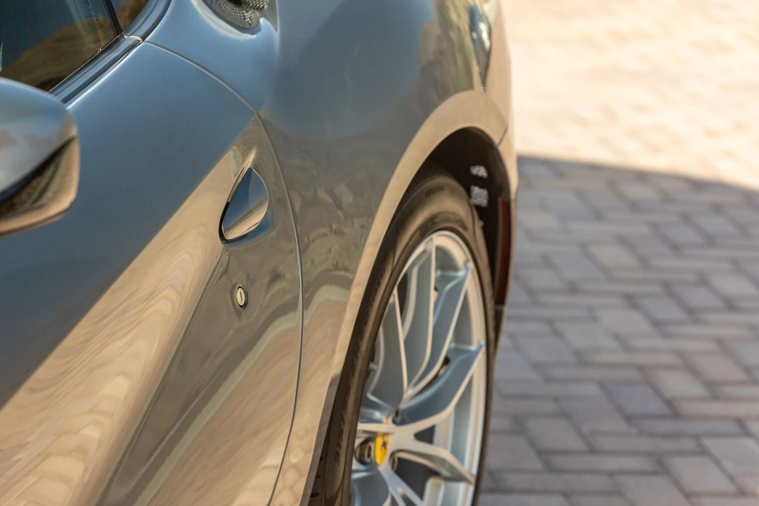 2018 Ferrari 812 Superfast - Image 21 of 31