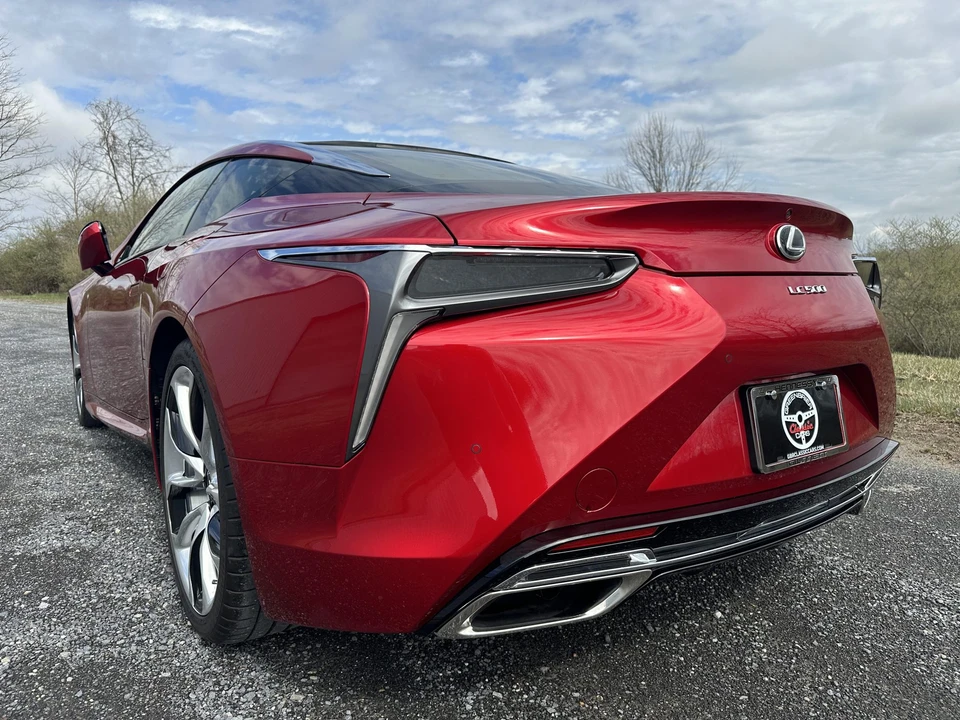 2018 Lexus LC - Image 10 of 31