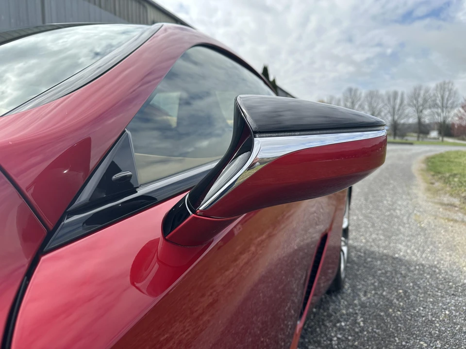2018 Lexus LC - Image 29 of 31