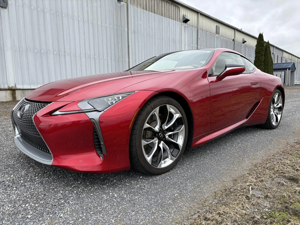 2018 Lexus LC - Image 4 of 31