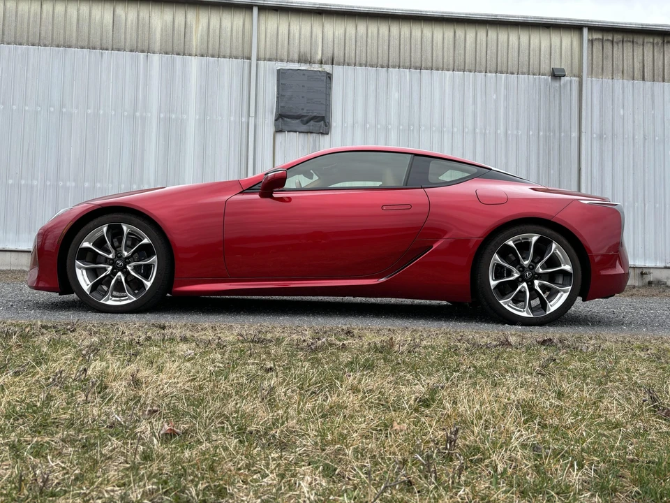2018 Lexus LC - Image 6 of 31
