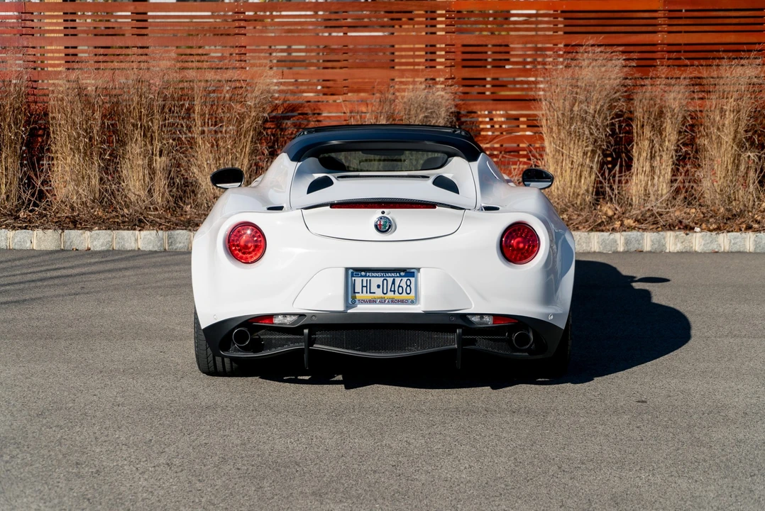 2019 Alfa Romeo 4C Spider - Image 14 of 31