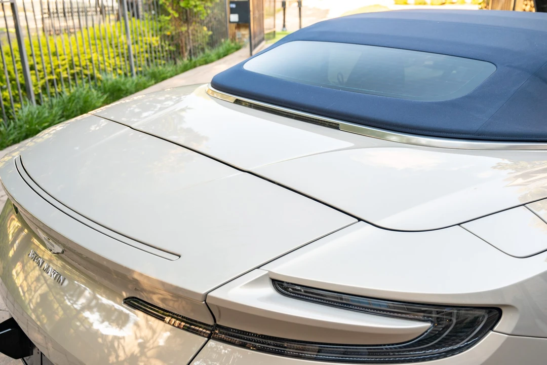 2019 Aston Martin DB11 Volante - Image 27 of 31